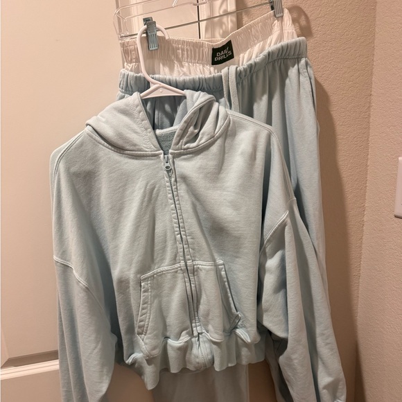 Daily Drills Sky Blue Selfie Set - Picture 3 of 4